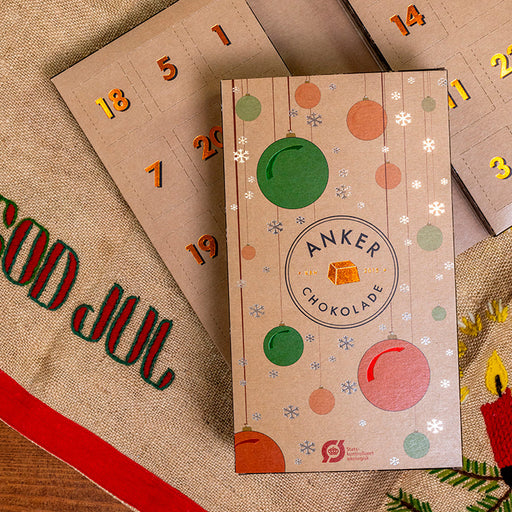 Julekalender fra Anker Chokolade. Bestil online hos Delikatessehuset