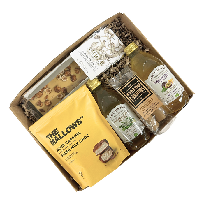 Gave med lemonade og lækkerier