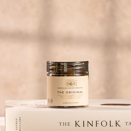 Vingummi med hvid chokolade, lakrids og vilde bær fra Box the original