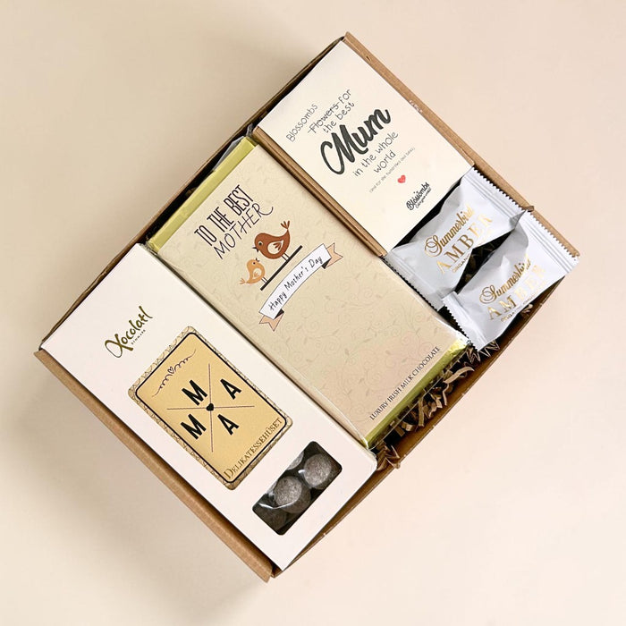 Fin mors dags gave med chokolade og blomsterbomber