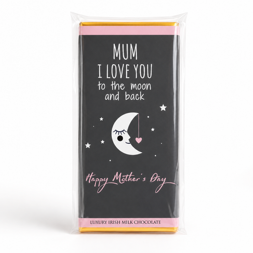 Mors dags-chokolade med “Mum, I love you to the moon and back”, belgisk mælkechokolade, måneillustration og lyserøde detaljer.