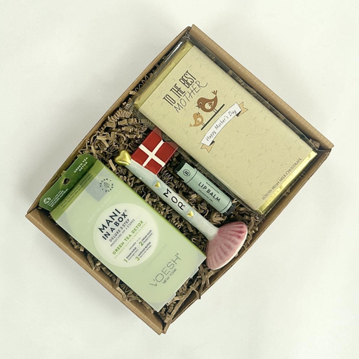 Grøn gave til mor med keramikflag