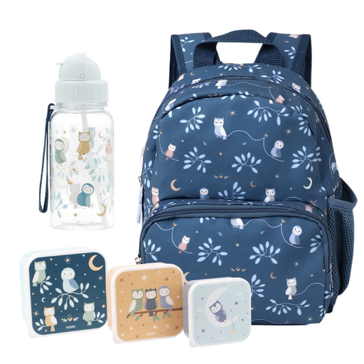 Denne søde og praktiske sampak er perfekt til børnehavebarnet, der er klar til hverdagen fyldt med leg, læring og små eventyr.

Sættet indeholder en&nbsp;Mini Rygsæk, en Plastikflaske med sugerør og et sæt med tre madkasser – alt sammen i børnevenligt design med glade farver og motiver, som dit barn vil elske.