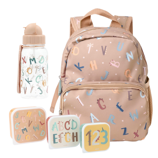 Denne søde og praktiske sampak er perfekt til børnehavebarnet, der er klar til hverdagen fyldt med leg, læring og små eventyr.

Sættet indeholder en&nbsp;Mini Rygsæk, en Plastikflaske med sugerør og et sæt med tre madkasser – alt sammen i børnevenligt design med glade farver og motiver, som dit barn vil elske.