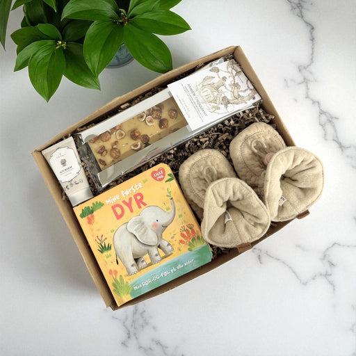 Sød gave til mor og baby med lækkerier til begge i gul