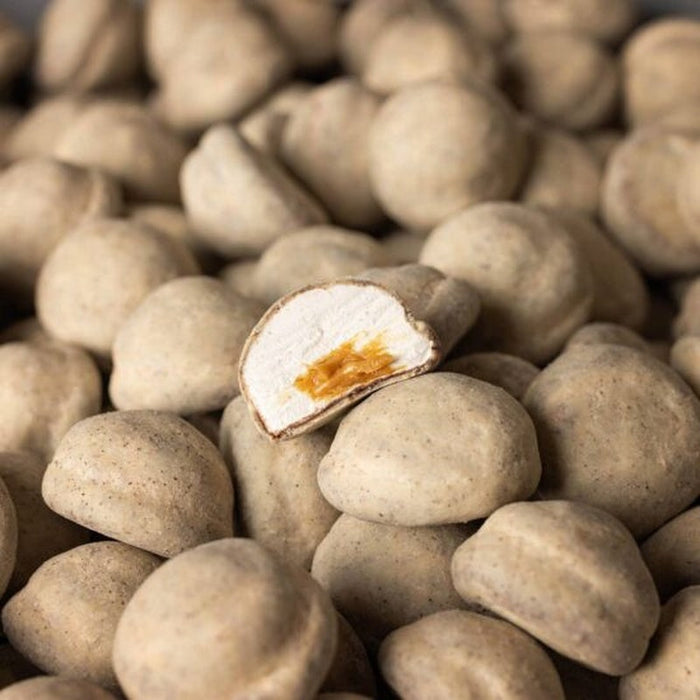 The Mallows kaffevariant med synligt karamelfyld